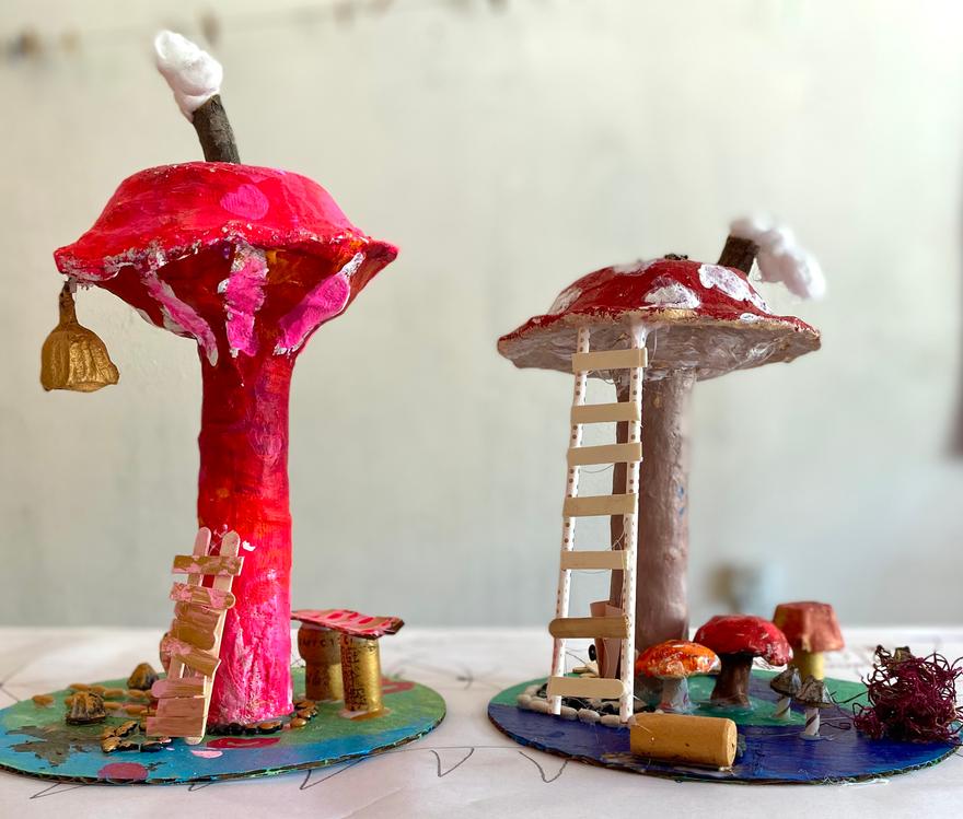 Mushroomhouses2