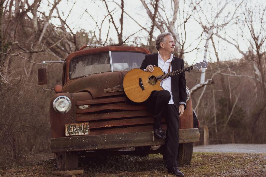 Celebrated Virginia Singer Songwriter Ellis Paul in the Backyard