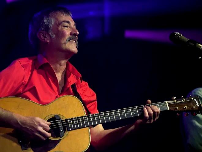 Larry Keel Duo in The Living Room