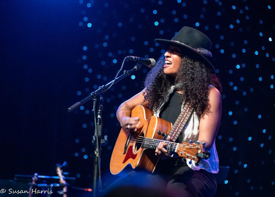 Nashville Singer-Songwriter Whitney Mongé with DC's Own Lynn Hollyfield